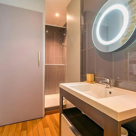 L'alcove, Au Centre De アパート