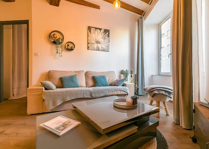 L'alcove, Au Centre De * Dijon